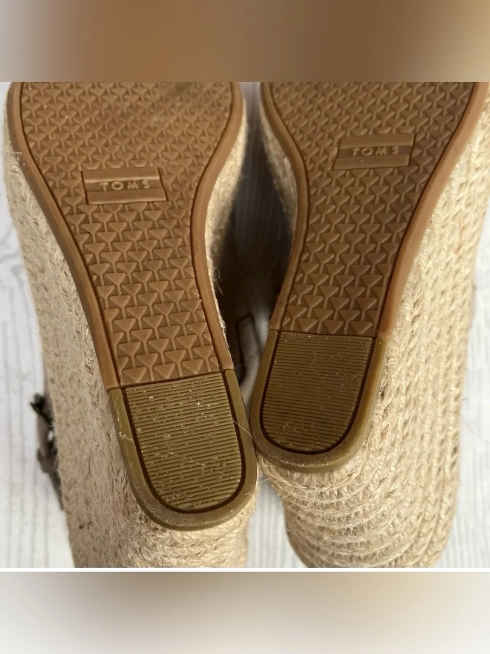 TOMS Monica Wedge Espadrille Sandals Desert Taupe Suede Size 9.5 M